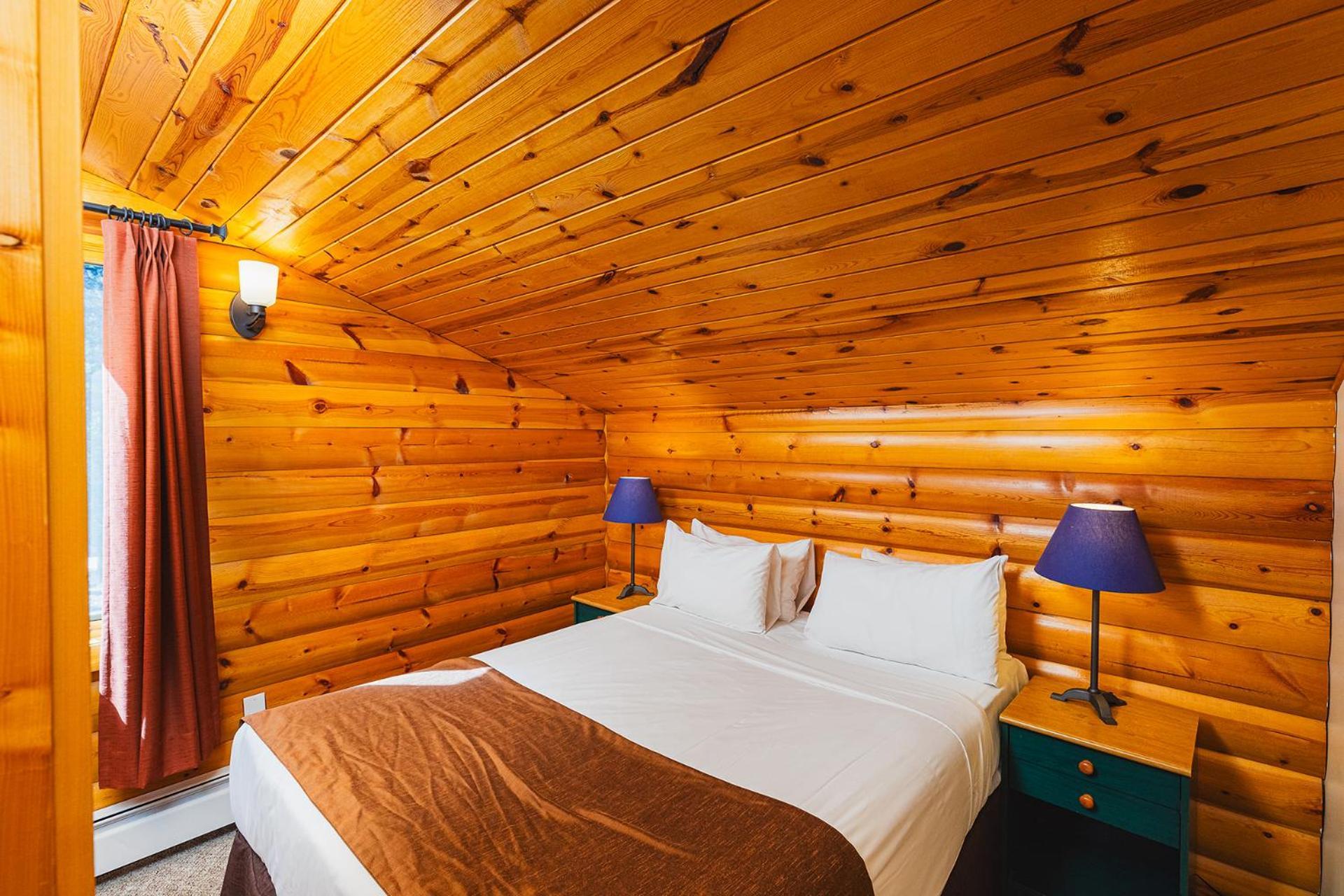 Overlander Mountain Lodge แจสเปอร์ ภายนอก รูปภาพ