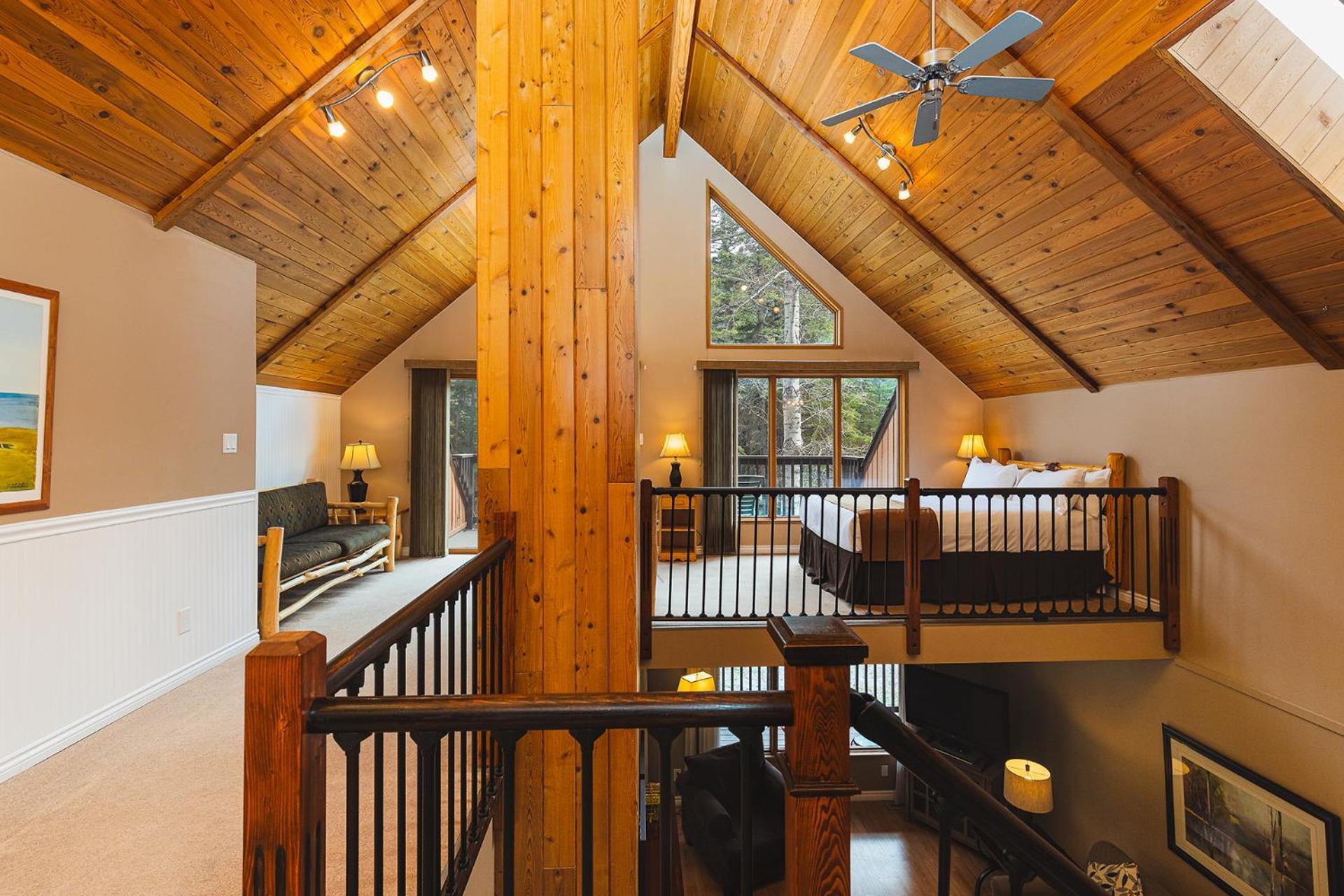Overlander Mountain Lodge แจสเปอร์ ภายนอก รูปภาพ