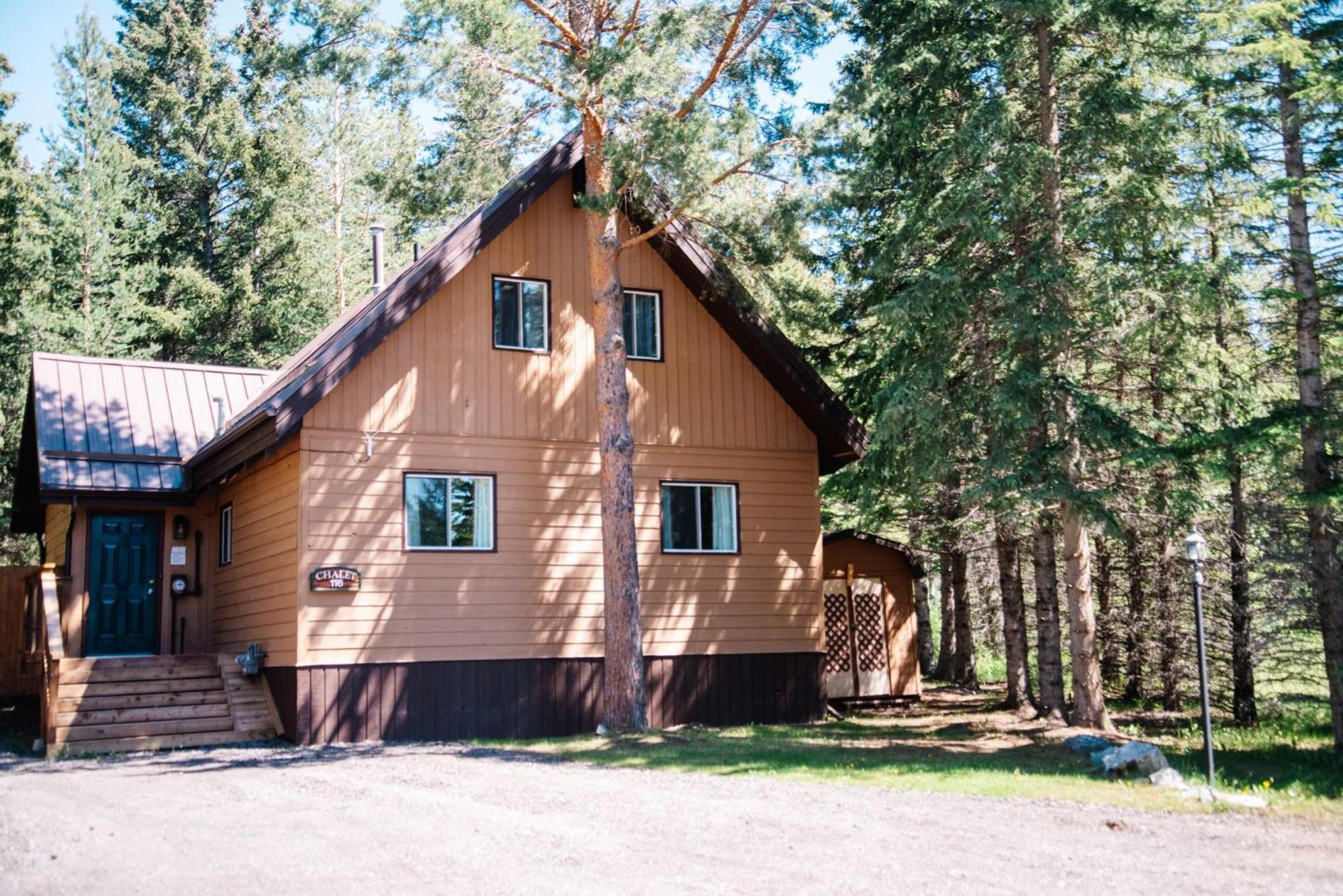 Overlander Mountain Lodge แจสเปอร์ ภายนอก รูปภาพ